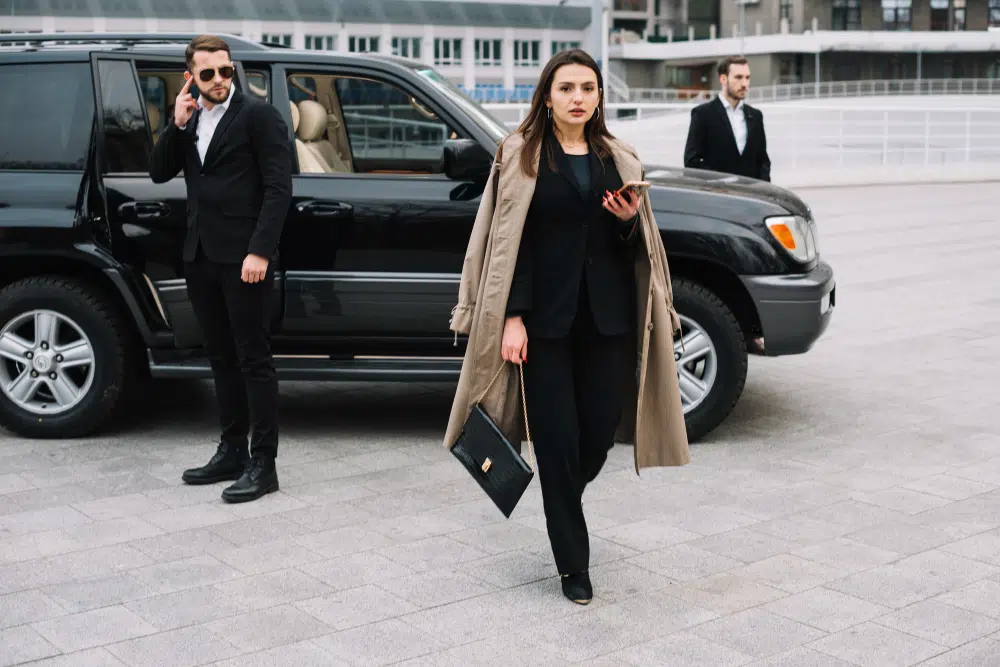 security-guards-protecting-client