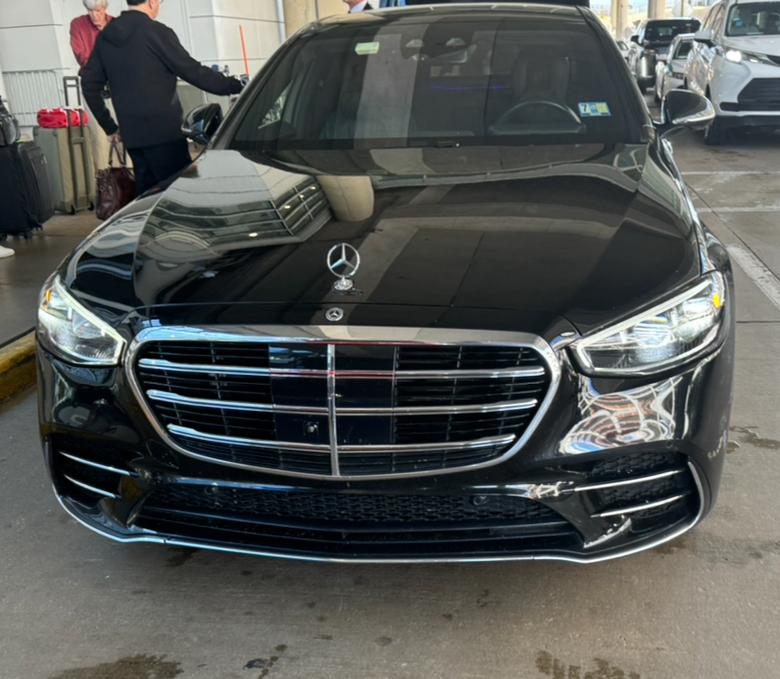 Luxury Mercedes Car Service