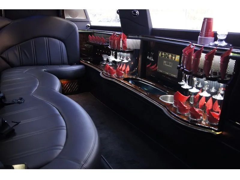 LIMO SERVICE HUNTINGTON IN